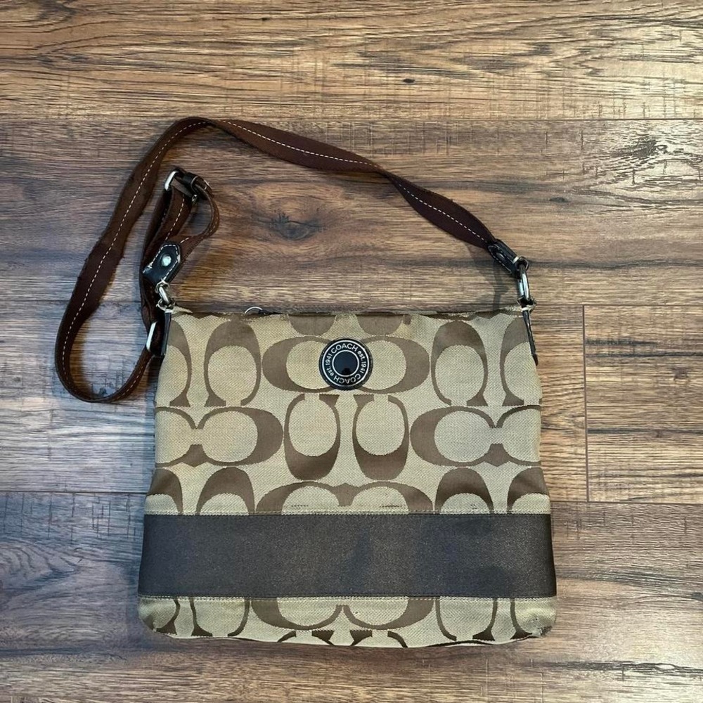 Coach Tan Brown Canvas Adjustable Crossbody Straps Monogram‎ Pattern Minimalist